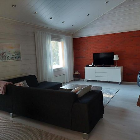 רובניימי Villa Waeltti מראה חיצוני תמונה